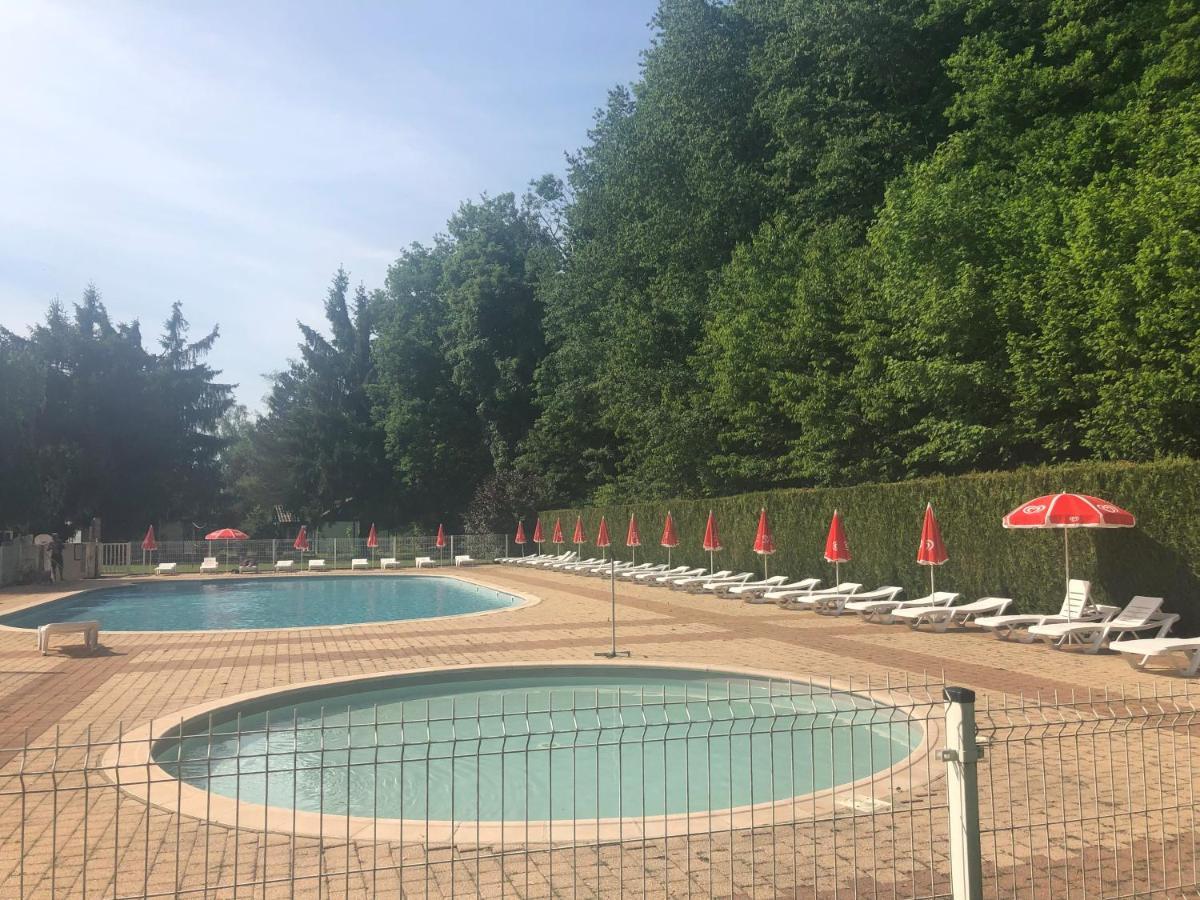 Camping Les Lupins Seppois-le-Bas Exterior foto