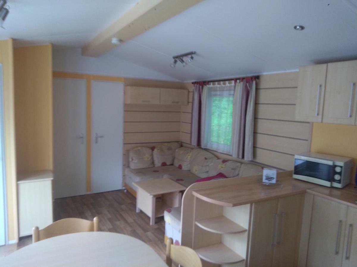 Camping Les Lupins Seppois-le-Bas Exterior foto